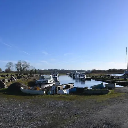 Botel Aquastay Drift Athlone